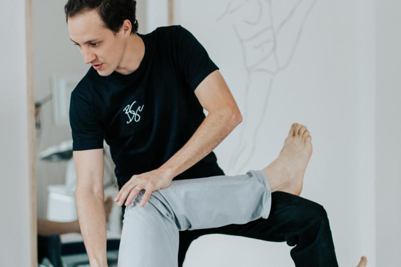 Pilates pro zdravá záda s míčky Body Rolling